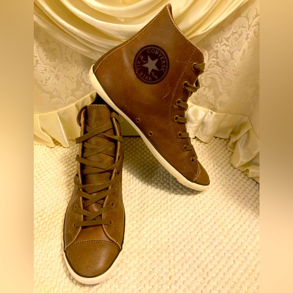 CONVERSE - Picture 1 of 8